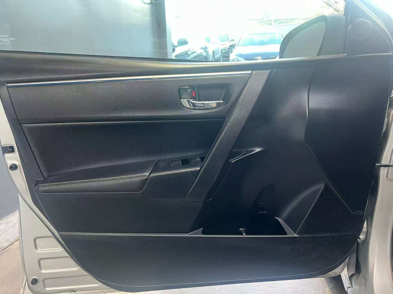 Toyota Corolla S Premium CVT 2015 Toyota Corolla S Premium CVT 2015