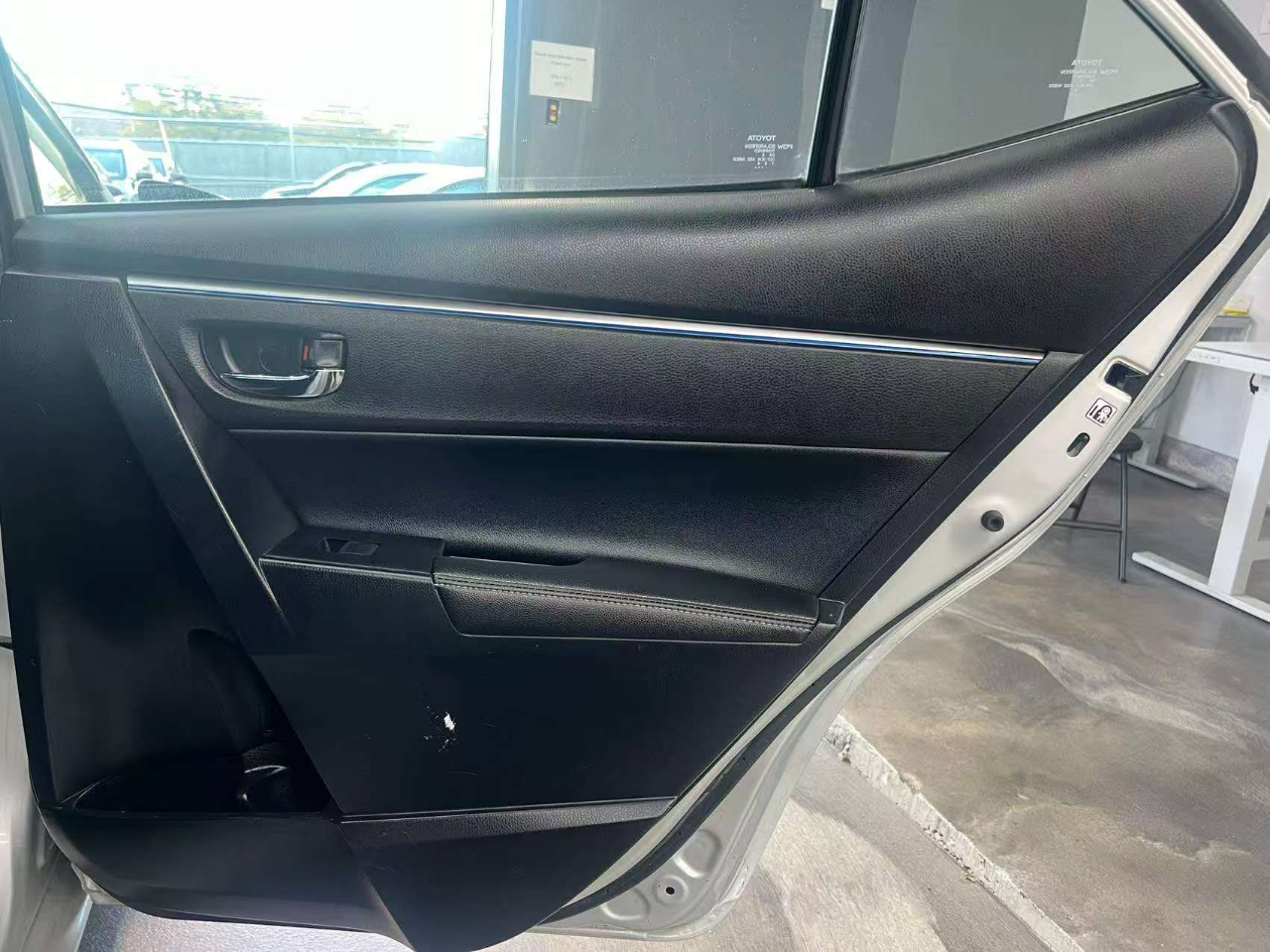 Toyota Corolla S Premium CVT 2015 Toyota Corolla S Premium CVT 2015