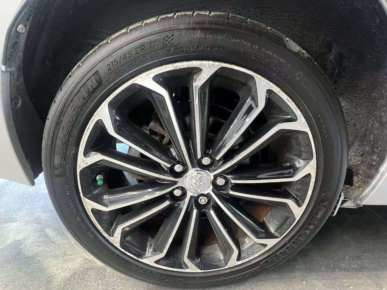 Toyota Corolla S Premium CVT 2015 Toyota Corolla S Premium CVT 2015