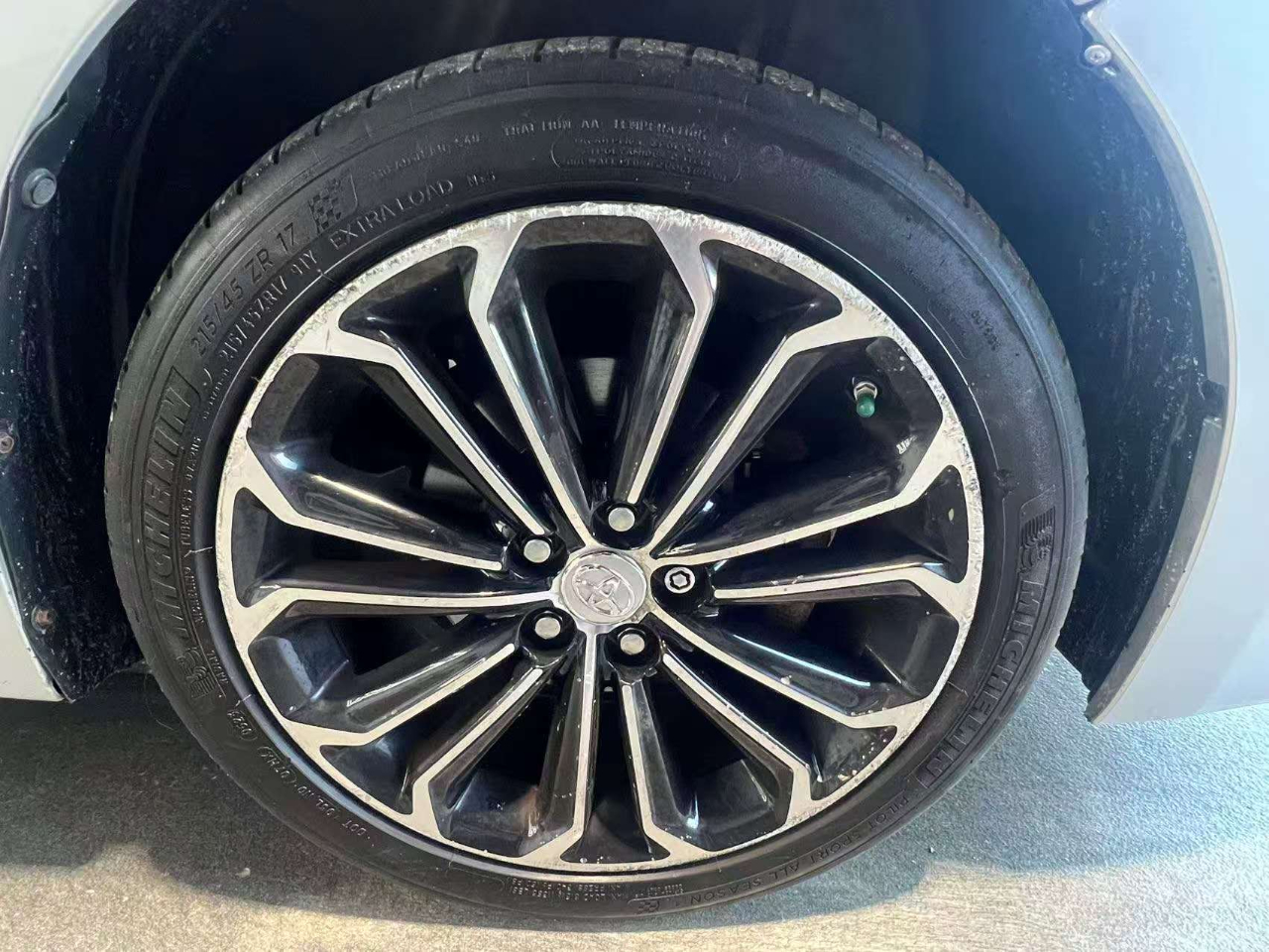 Toyota Corolla S Premium CVT 2015 Toyota Corolla S Premium CVT 2015