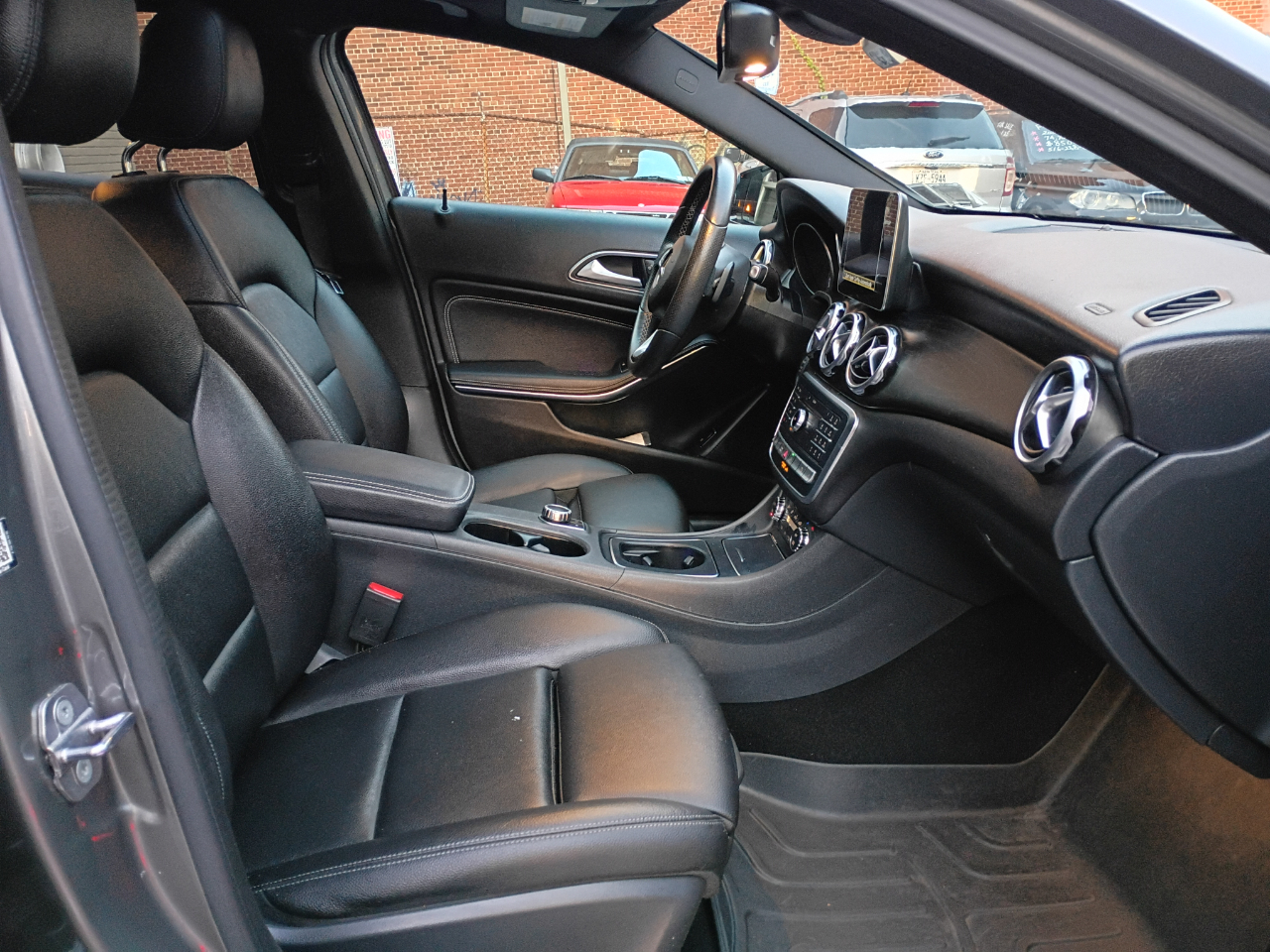 Mercedes-Benz GLA-Class GLA250 4MATIC 2018 Mercedes-Benz GLA-Class GLA250 4MATIC 2018