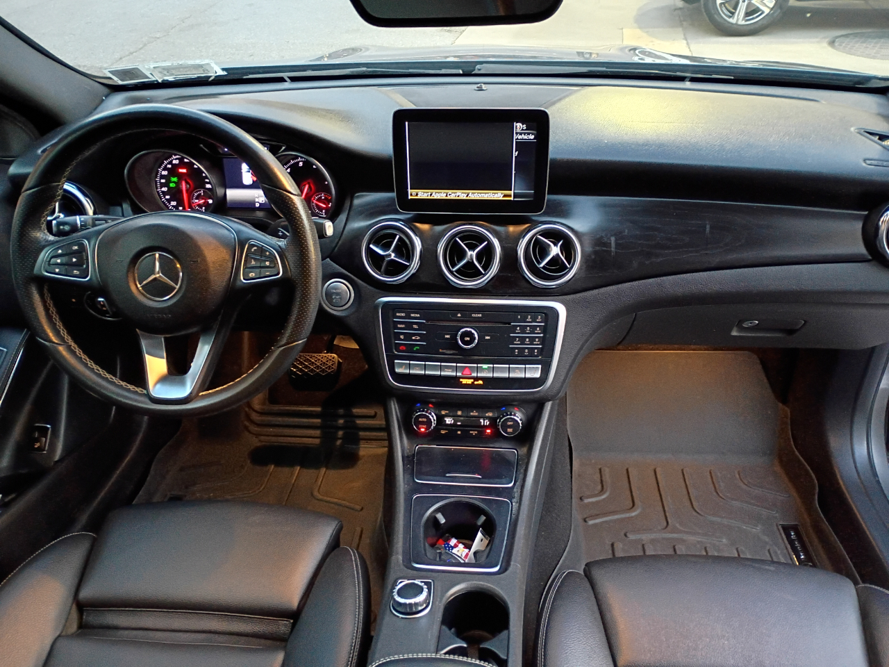 Mercedes-Benz GLA-Class GLA250 4MATIC 2018 Mercedes-Benz GLA-Class GLA250 4MATIC 2018