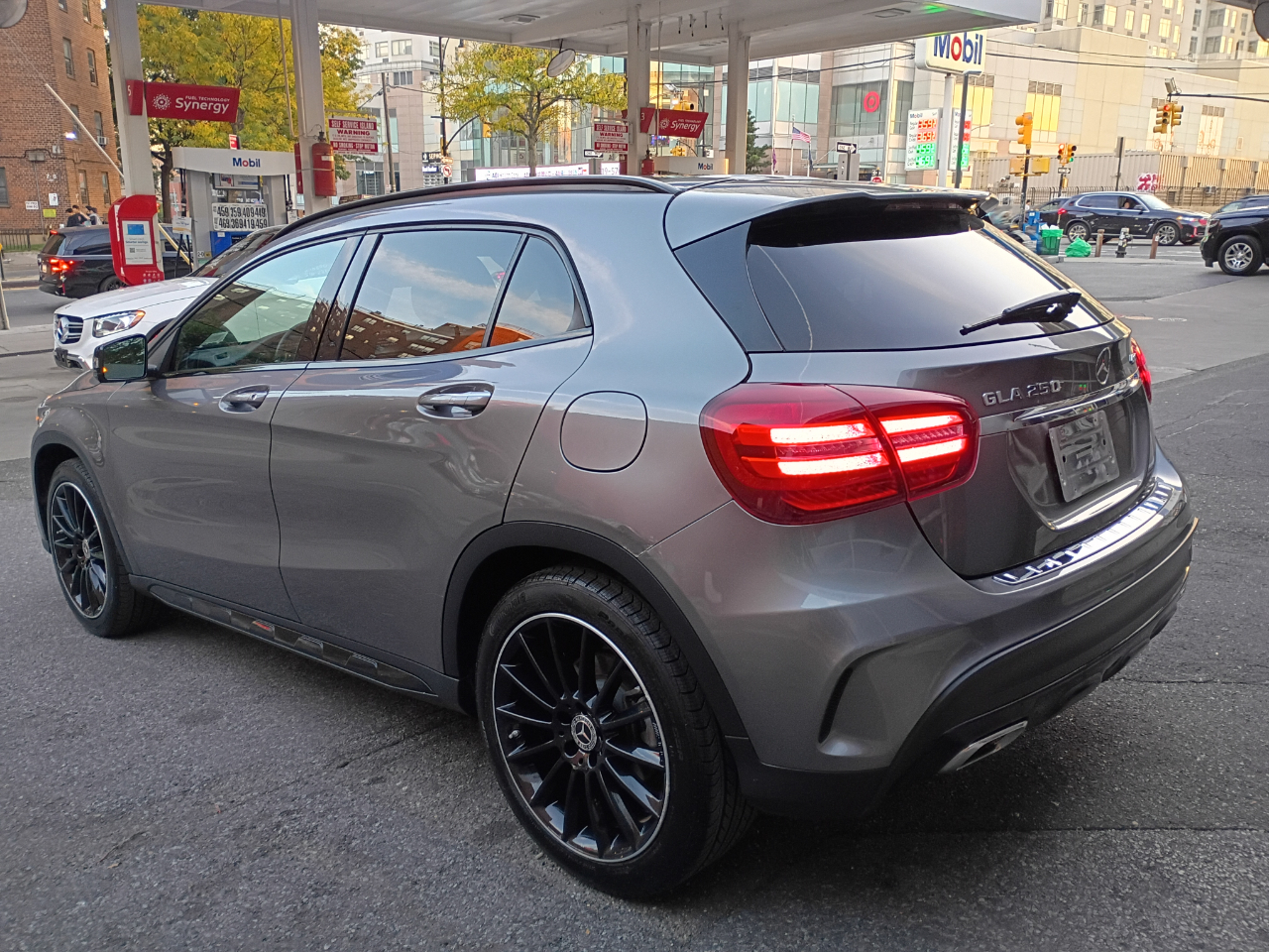 Mercedes-Benz GLA-Class GLA250 4MATIC 2018 Mercedes-Benz GLA-Class GLA250 4MATIC 2018