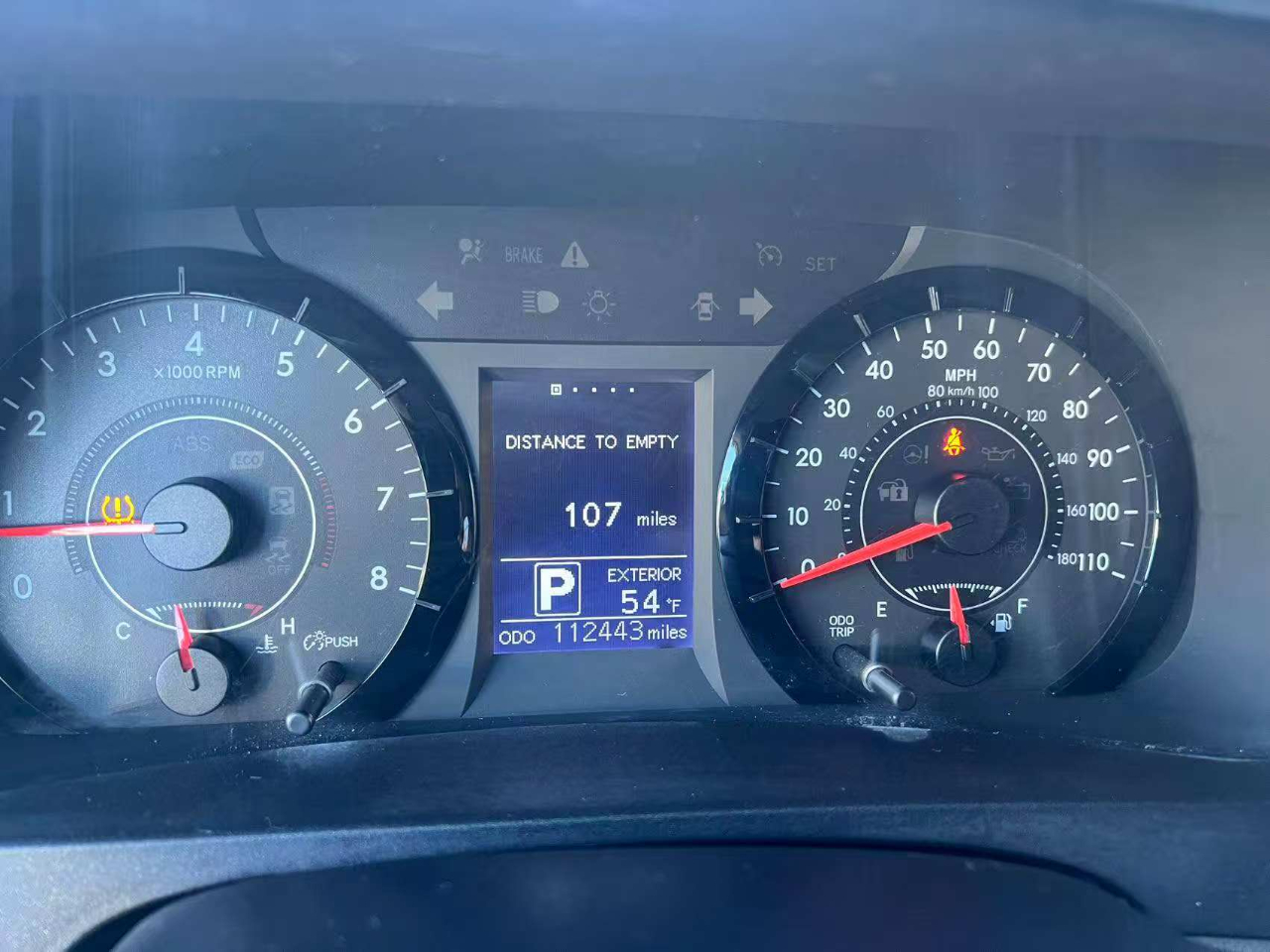 Toyota Sienna LE FWD 8-Passenger V6 2015 Toyota Sienna LE FWD 8-Passenger V6 2015