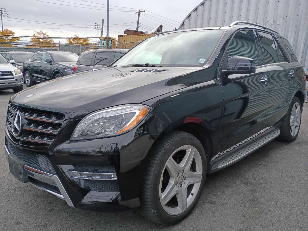 Mercedes-Benz M-Class ML400 4MATIC 2015 Mercedes-Benz M-Class ML400 4MATIC 2015