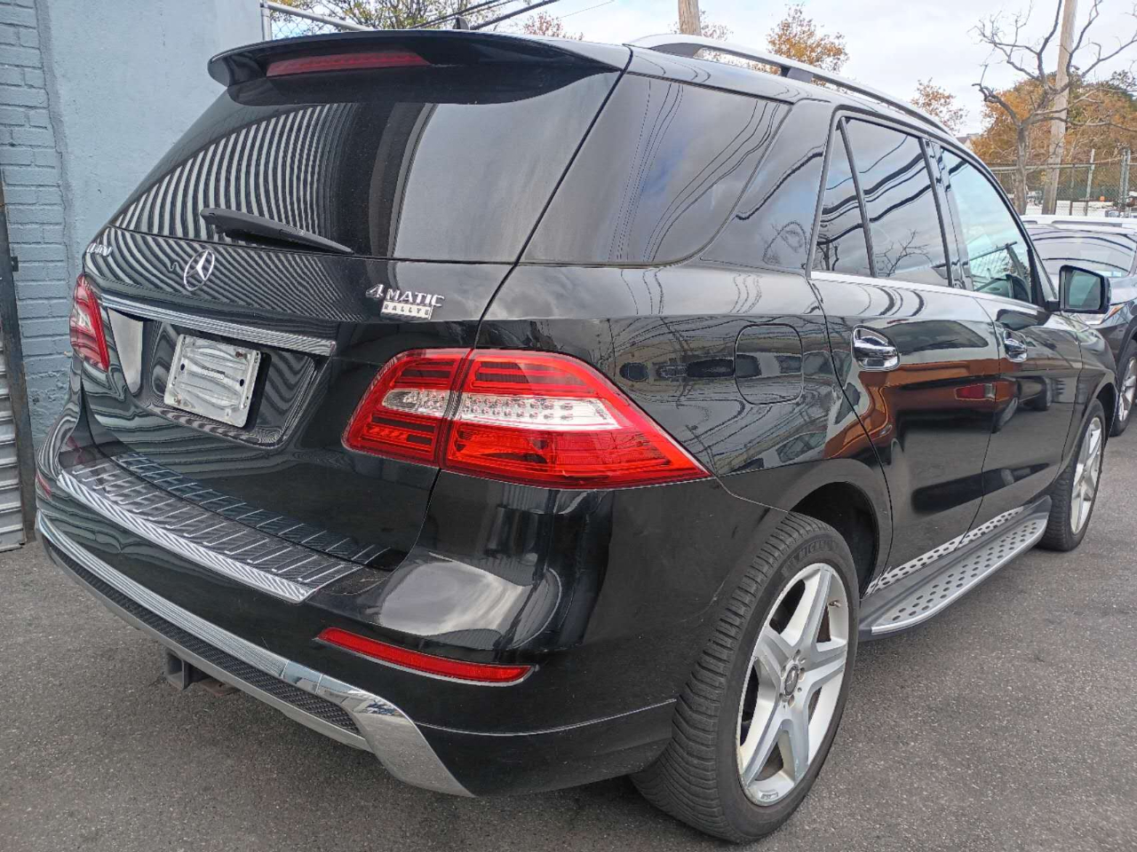 Mercedes-Benz M-Class ML400 4MATIC 2015 Mercedes-Benz M-Class ML400 4MATIC 2015