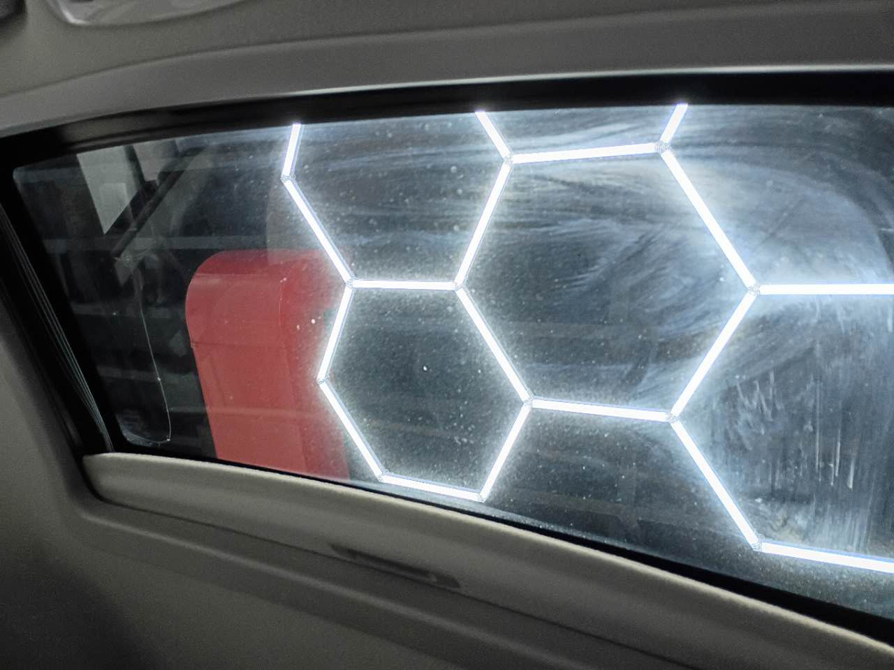 Toyota Sienna XLE AWD 7-Pass V6 2011