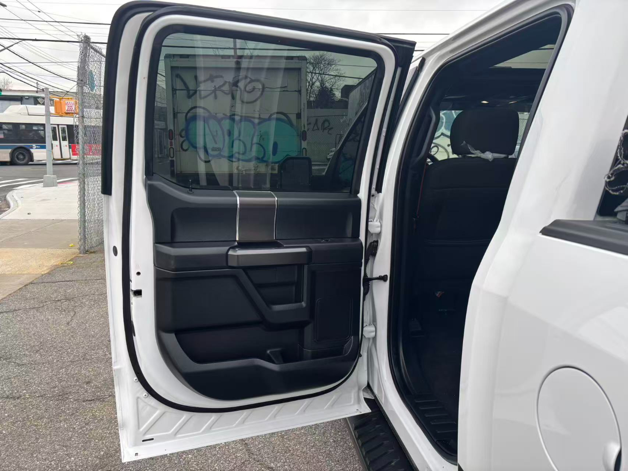 Ford F-150 King-Ranch SuperCrew 5.5-ft. 4WD 2019