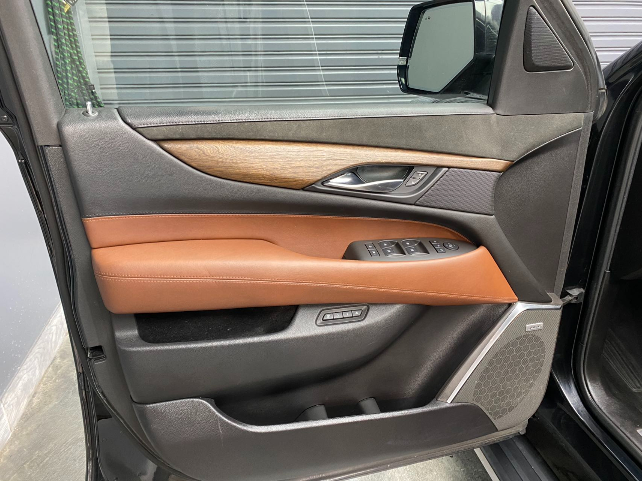 Cadillac Escalade ESV Premium 4WD 2017