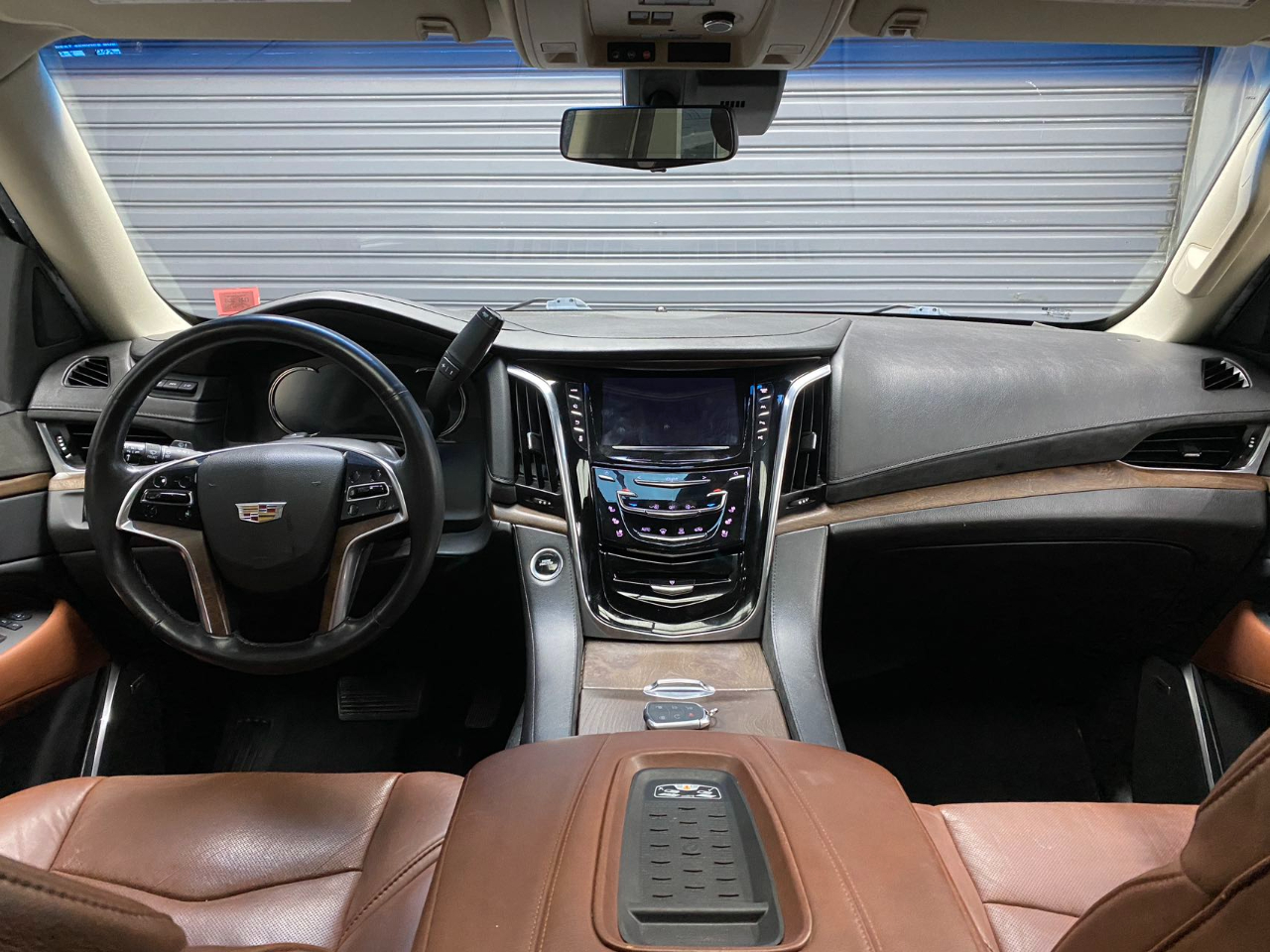 Cadillac Escalade ESV Premium 4WD 2017