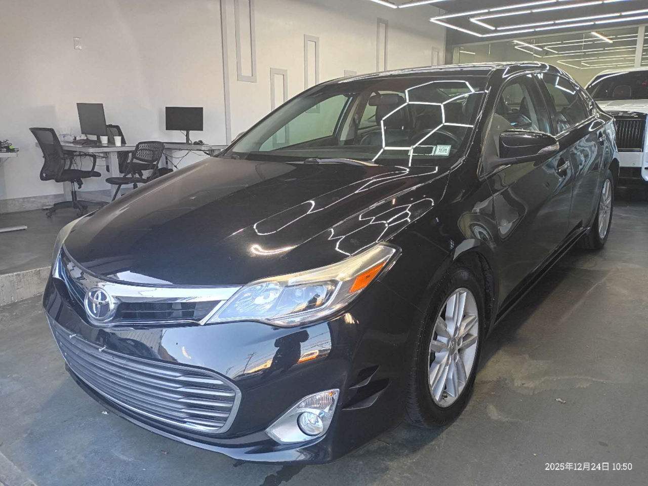 Toyota Avalon XLE Touring SE 2015