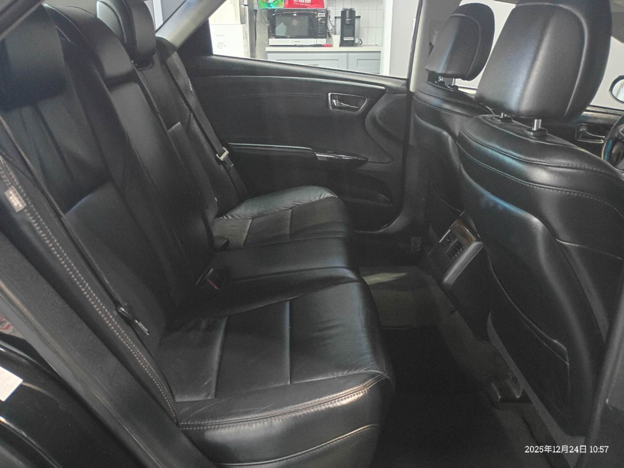 Toyota Avalon XLE Touring SE 2015