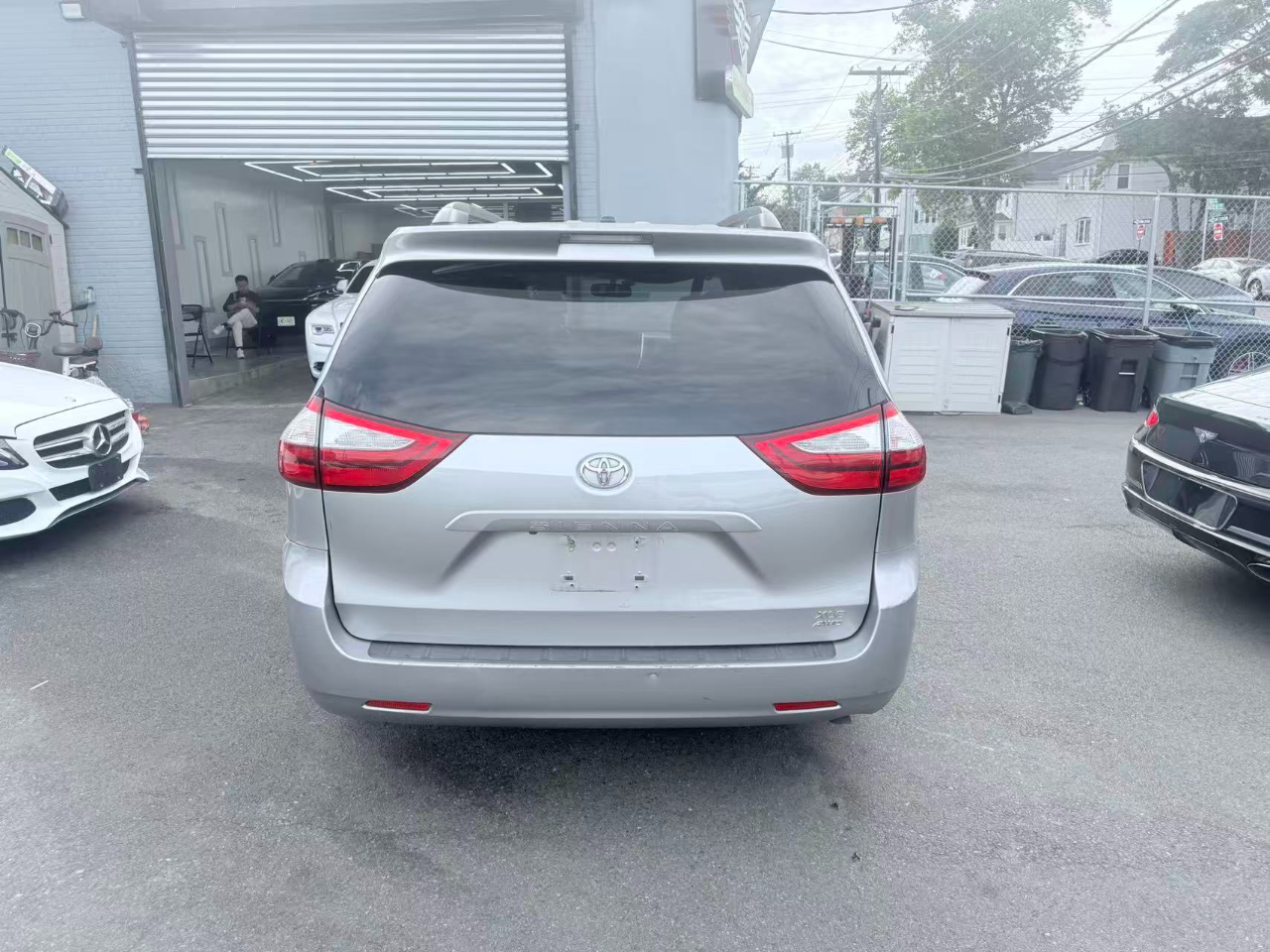 Toyota Sienna Limited AWD 7-Passenger V6 2016