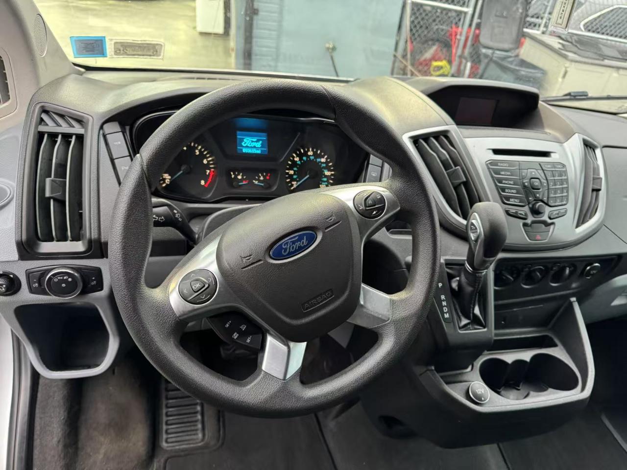 Ford Transit  2019