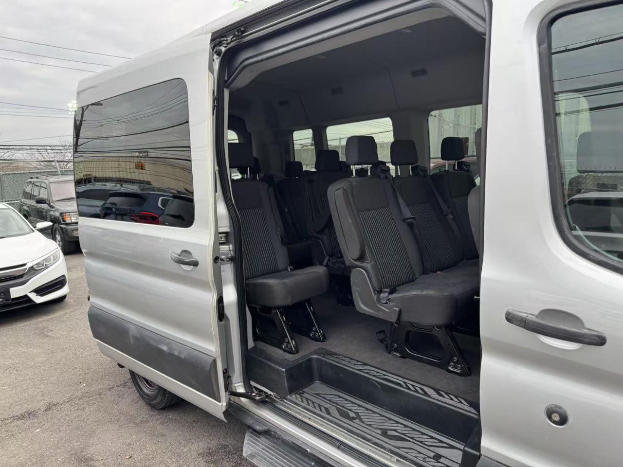 Ford Transit  2019