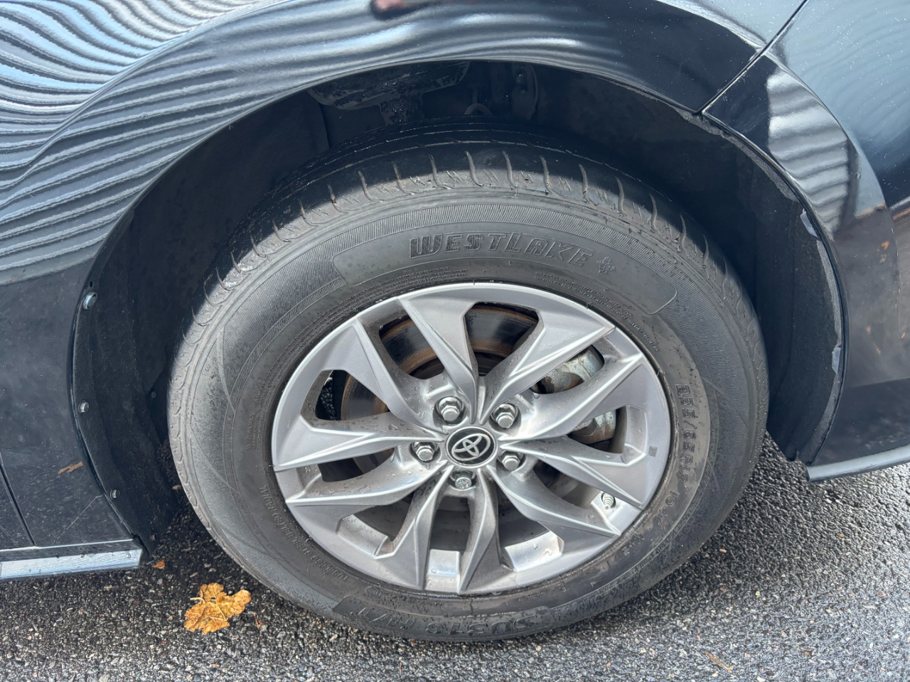 Toyota Sienna LE 8-Passenger AWD 2021