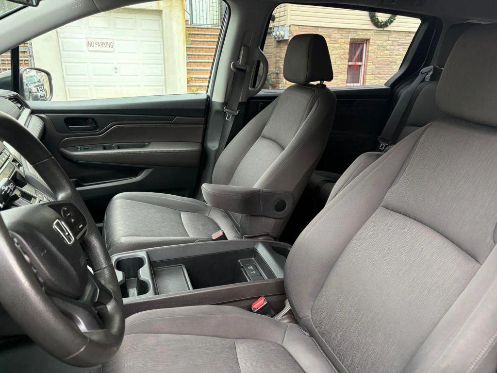 Honda Odyssey LX 2018