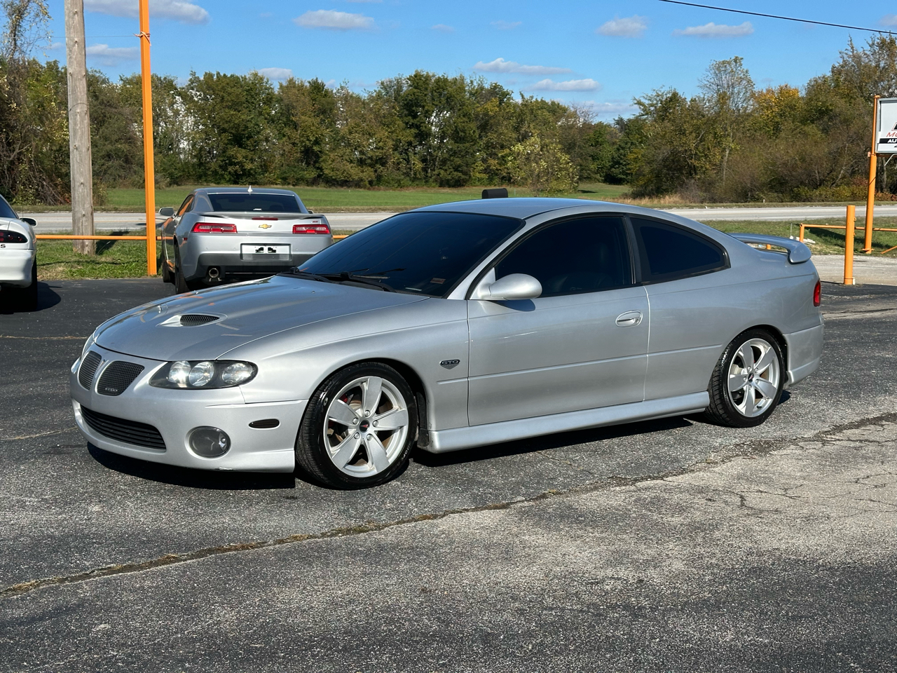 2005 Pontiac GTO BASE