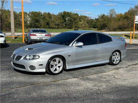 2005 Pontiac GTO BASE