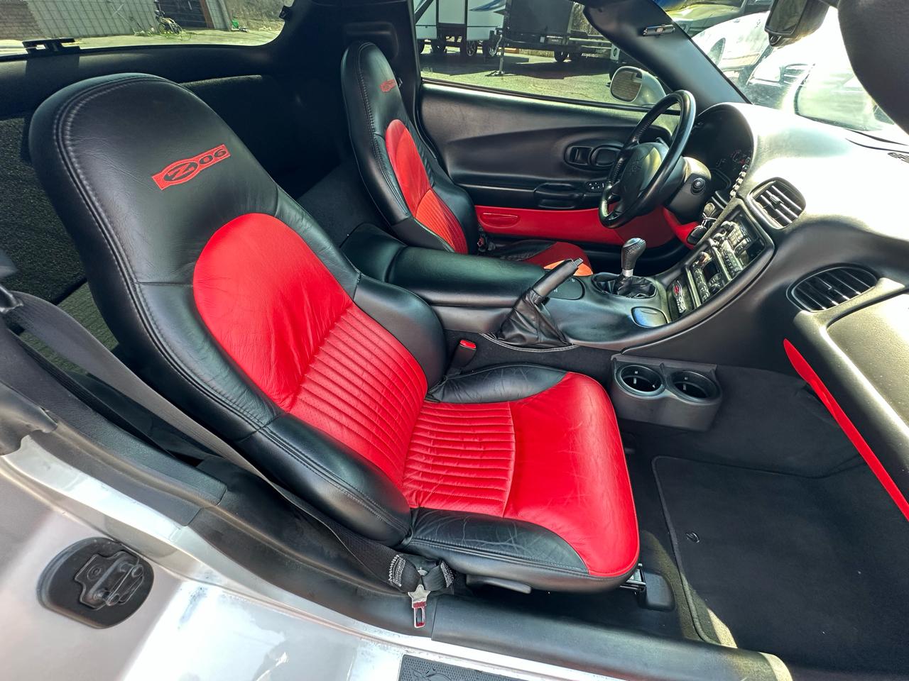 Chevrolet Corvette  2003