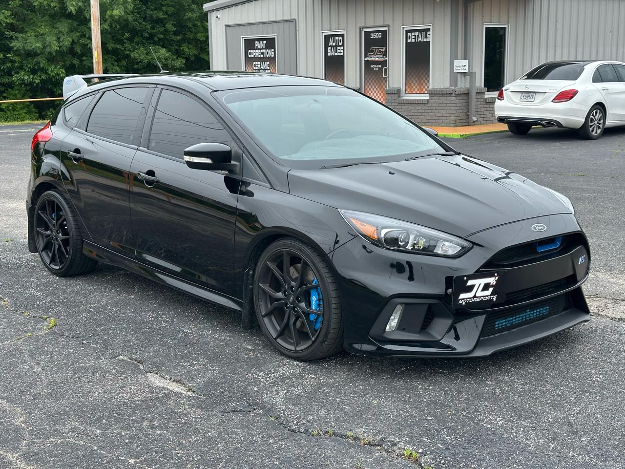 Ford Focus  2016