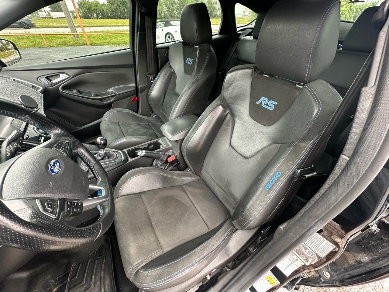 Ford Focus  2016