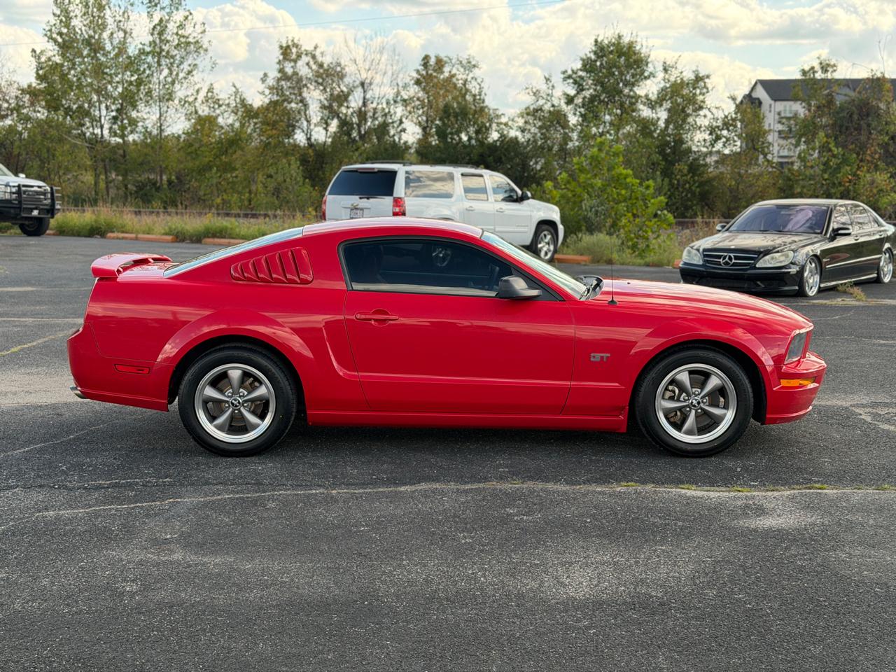 Ford Mustang GT Deluxe 2006