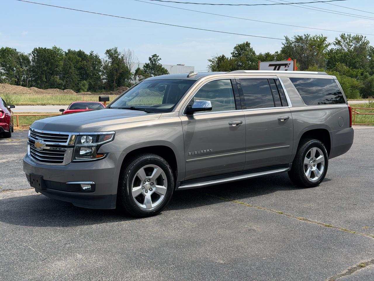 Chevrolet Suburban  2018