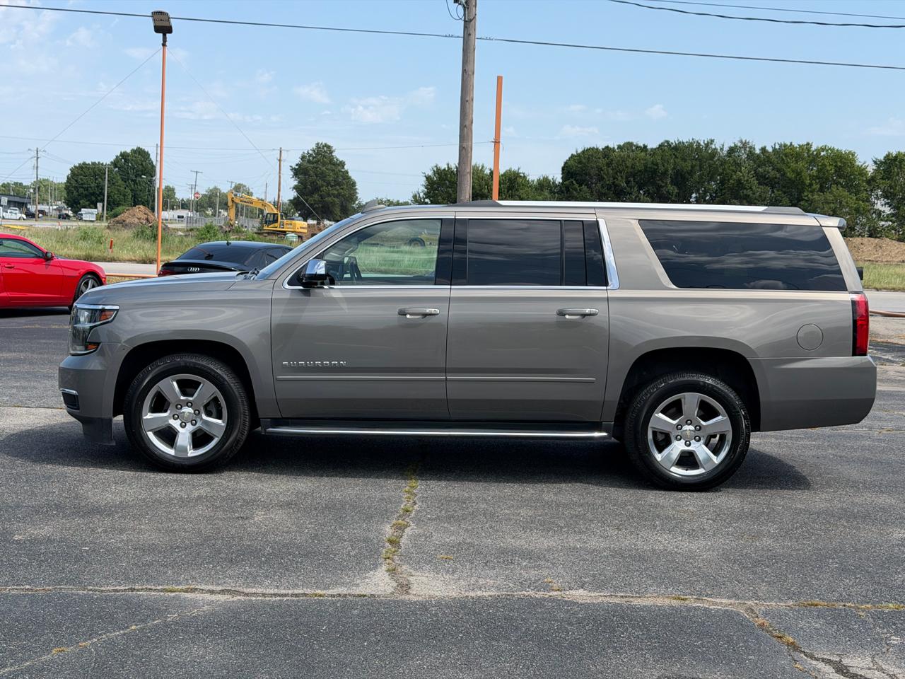 Chevrolet Suburban  2018