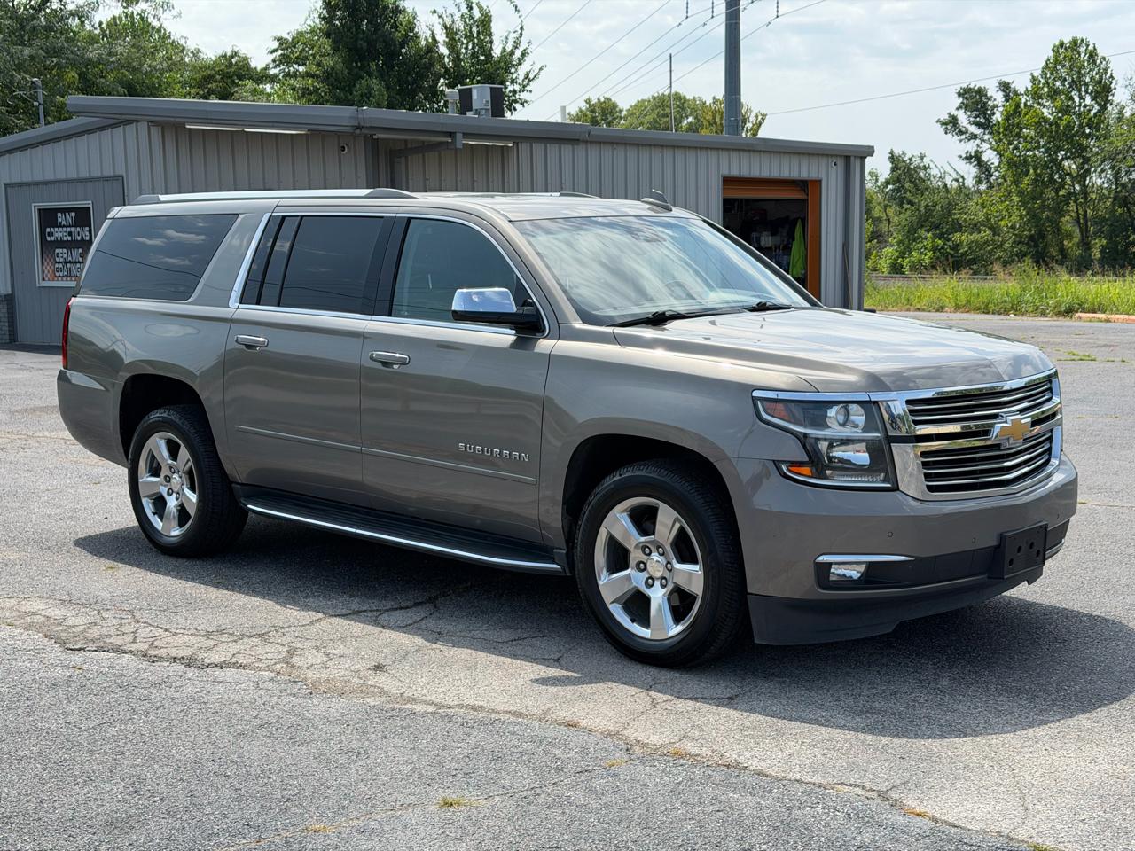 Chevrolet Suburban  2018