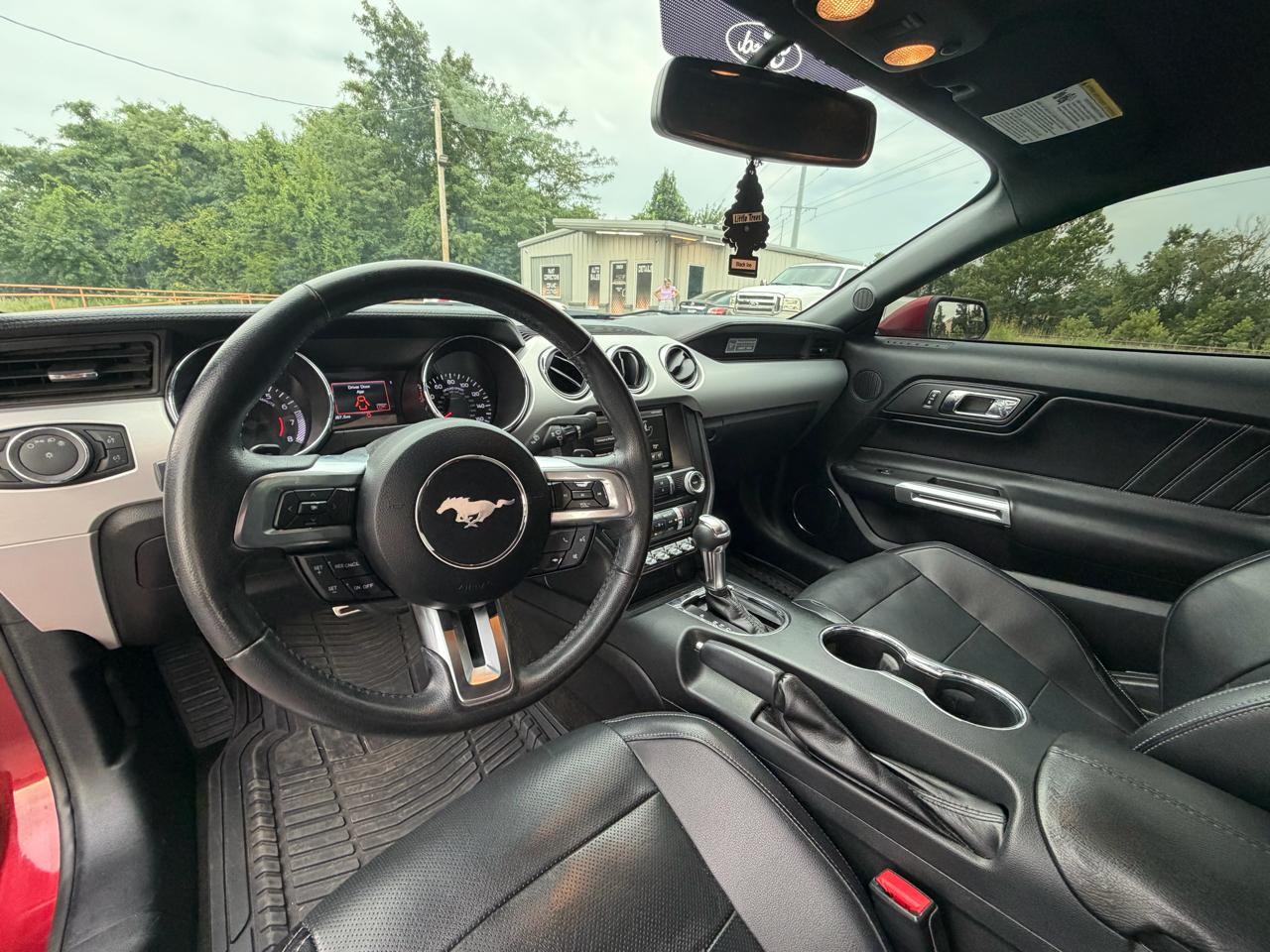 Ford Mustang  2015