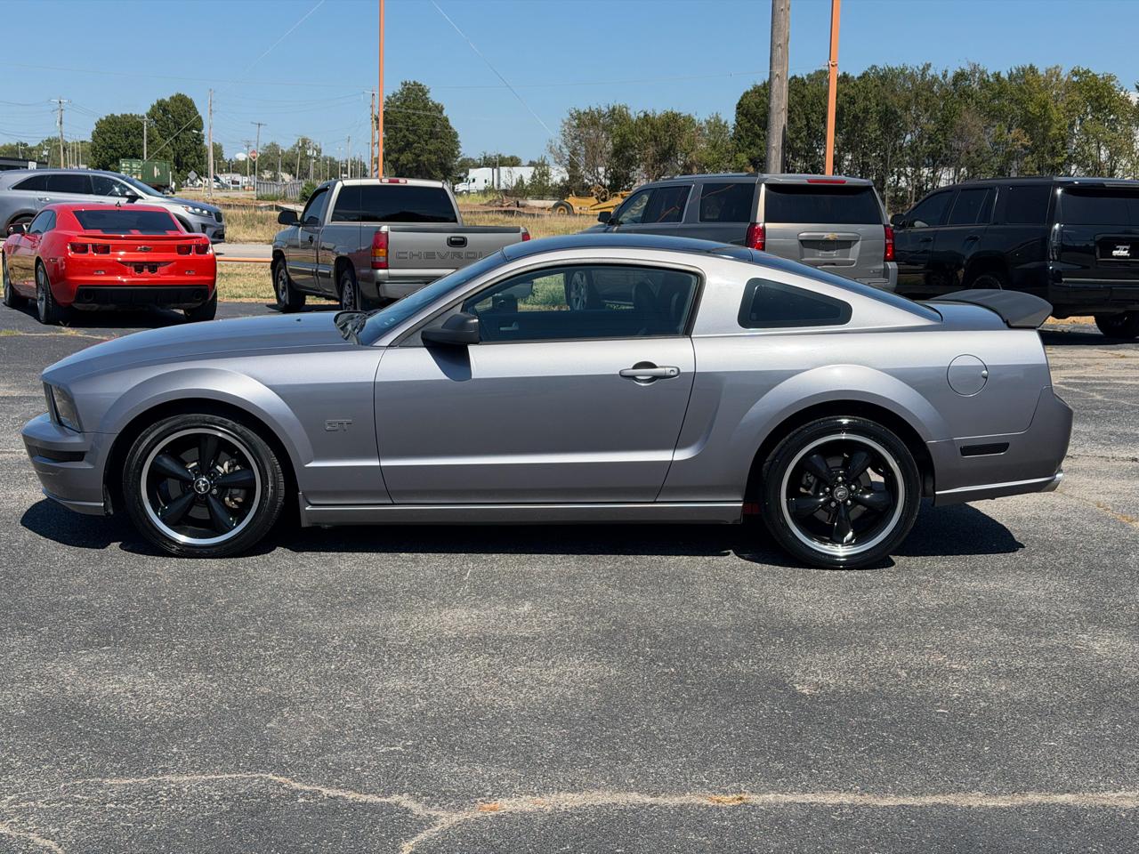 2006 Ford Mustang GT Deluxe - Photo 2