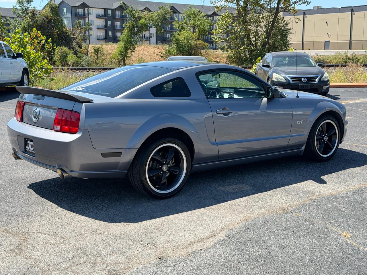 2006 Ford Mustang GT Deluxe - Photo 5