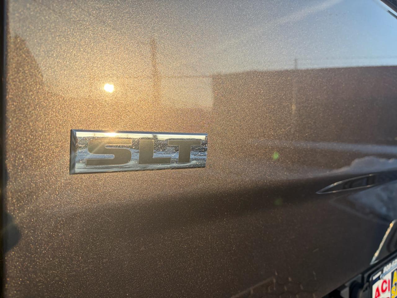 RAM 1500 SLT Crew Cab SWB 4WD 2016