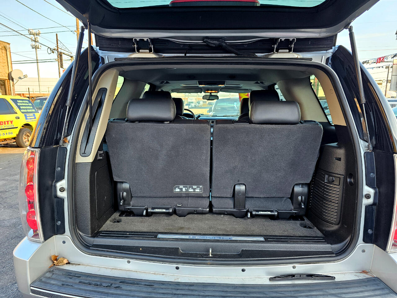 GMC Yukon Denali 4WD 2013