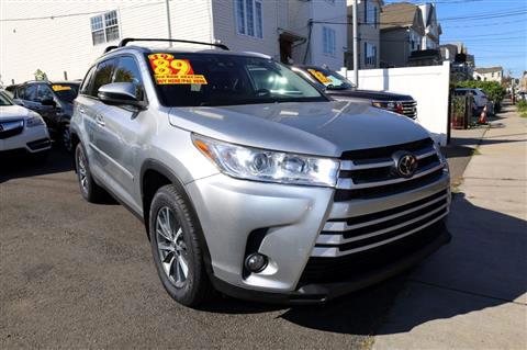 2019 Toyota Highlander SE AWD V6 2019 Toyota Highlander SE AWD V6