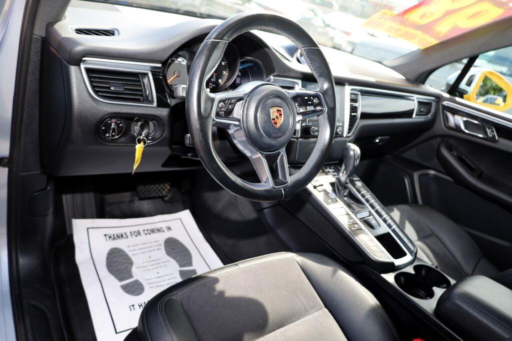 Porsche Macan GTS 2018 Porsche Macan GTS 2018