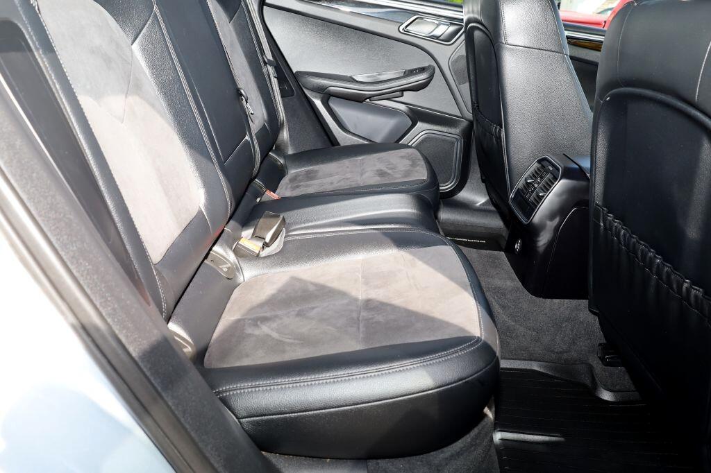 Porsche Macan GTS 2018 Porsche Macan GTS 2018