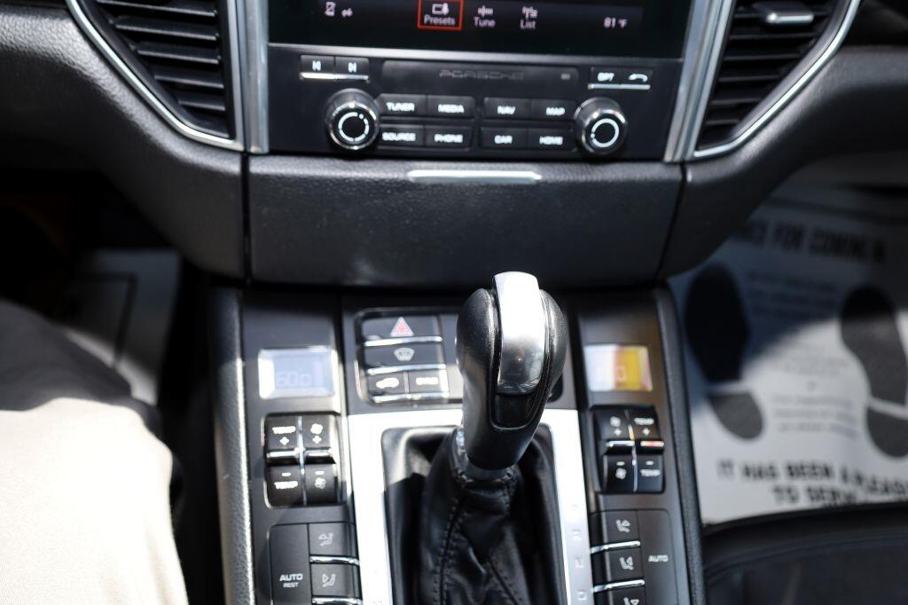 Porsche Macan GTS 2018 Porsche Macan GTS 2018