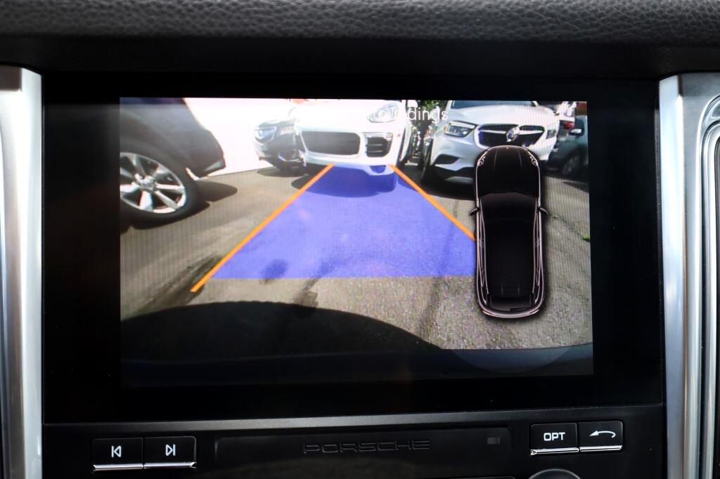 Porsche Macan GTS 2018 Porsche Macan GTS 2018