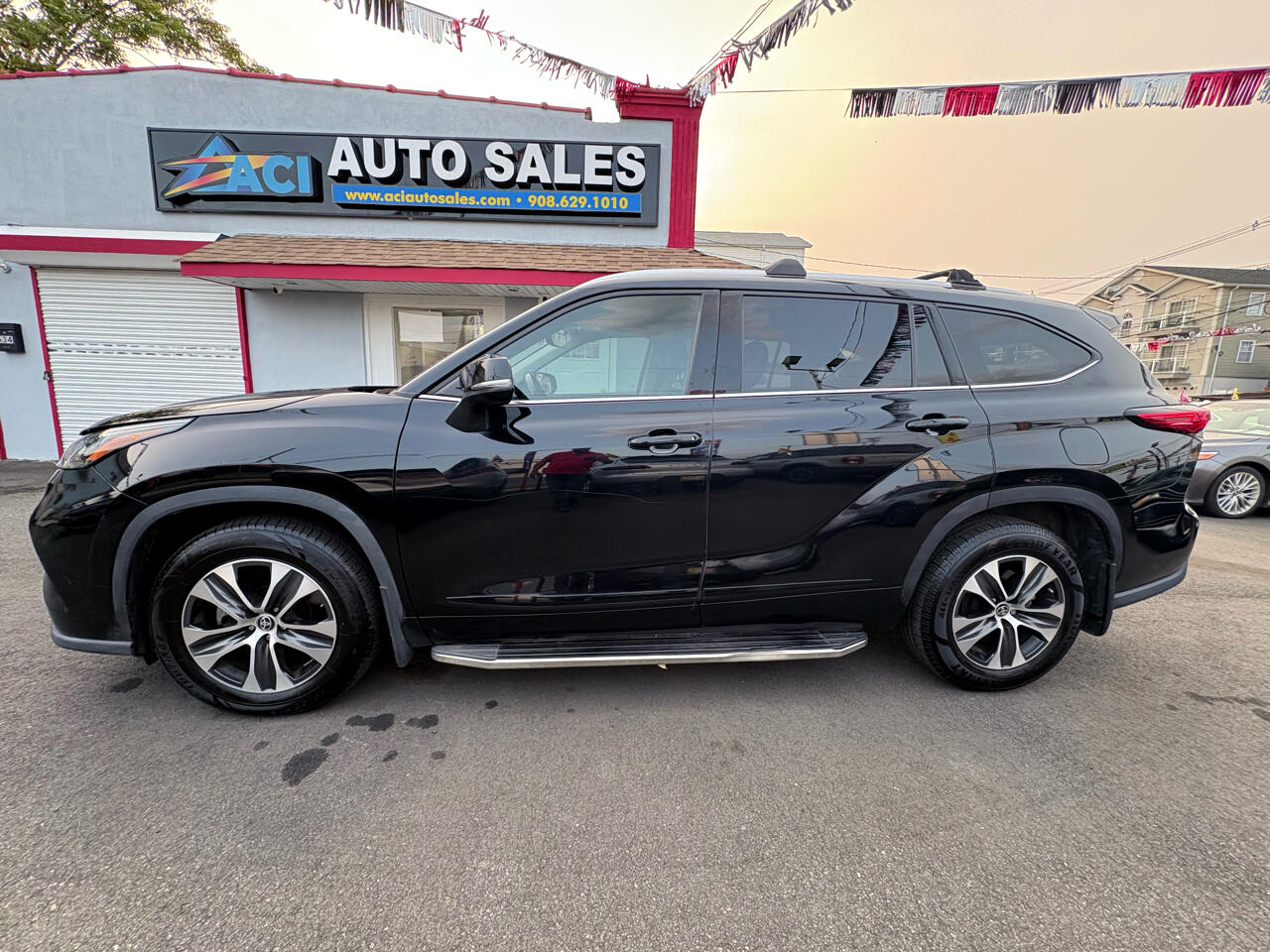 Toyota Highlander XLE Nav AWD V6 2022 Toyota Highlander XLE Nav AWD V6 2022