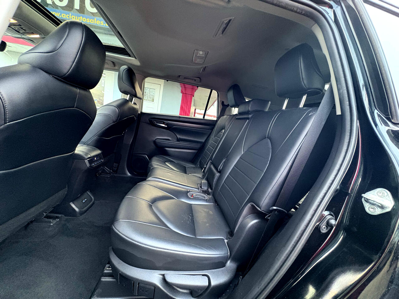 Toyota Highlander XLE Nav AWD V6 2022 Toyota Highlander XLE Nav AWD V6 2022