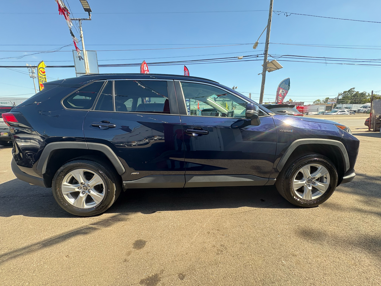 Toyota RAV4 Hybrid XLE 2021 Toyota RAV4 Hybrid XLE 2021