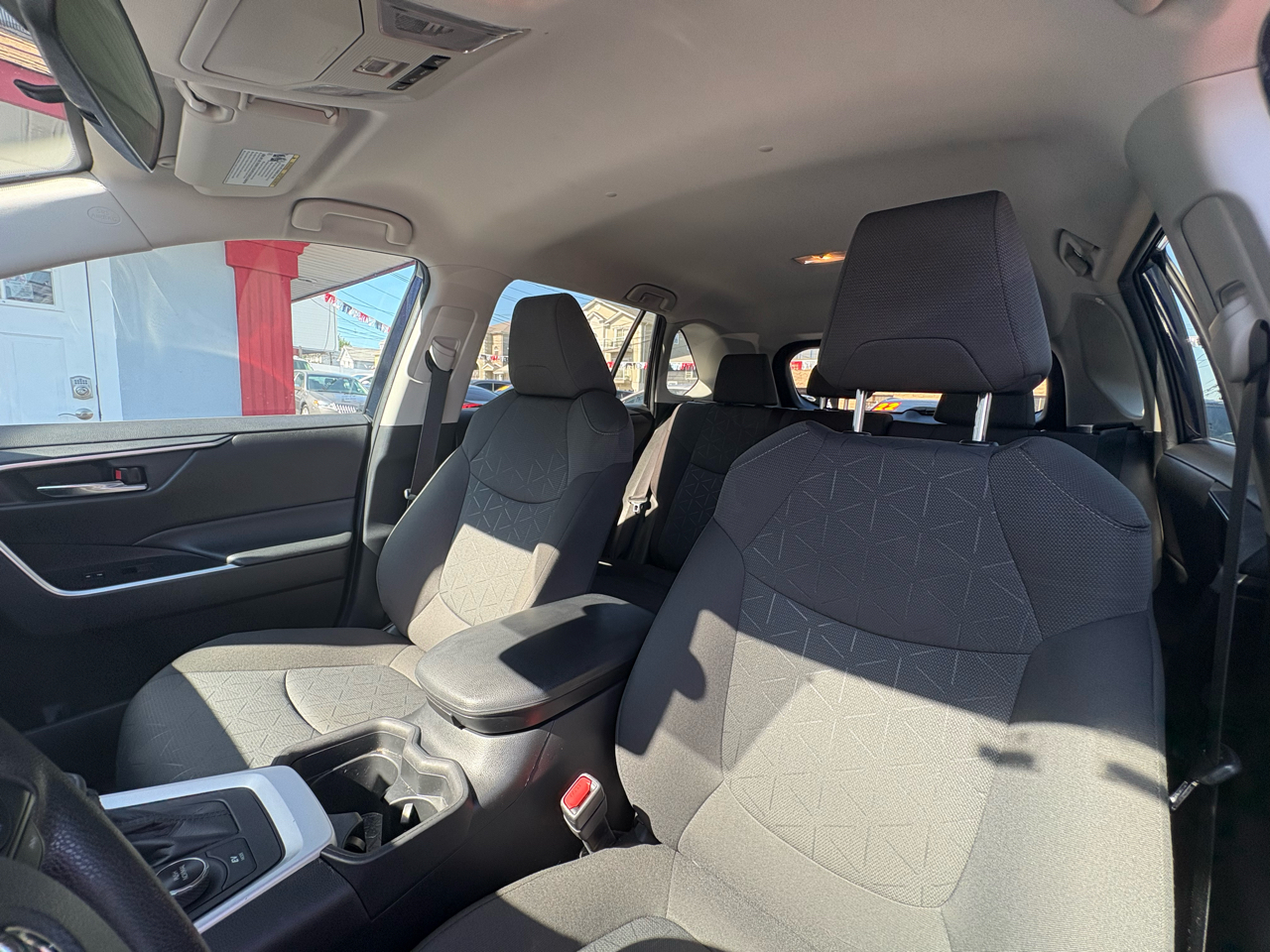 Toyota RAV4 Hybrid XLE 2021 Toyota RAV4 Hybrid XLE 2021