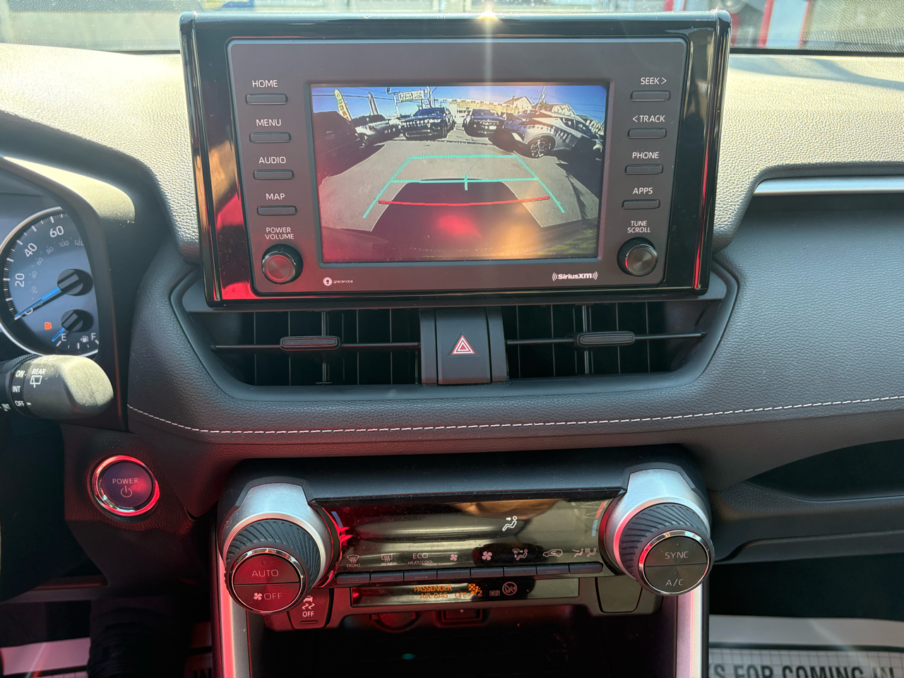 Toyota RAV4 Hybrid XLE 2021 Toyota RAV4 Hybrid XLE 2021