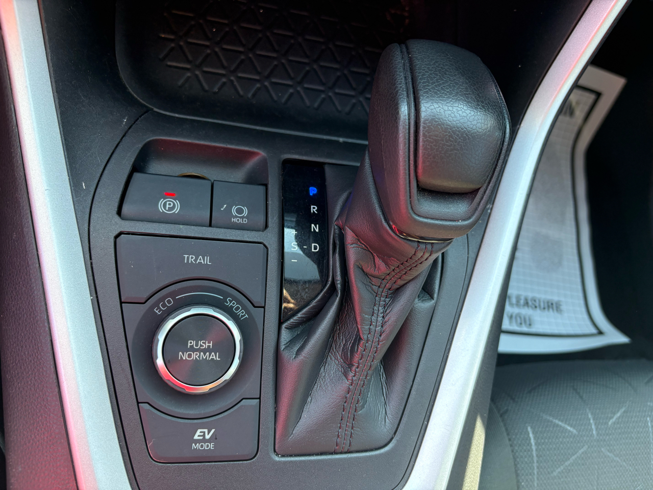 Toyota RAV4 Hybrid XLE 2021 Toyota RAV4 Hybrid XLE 2021