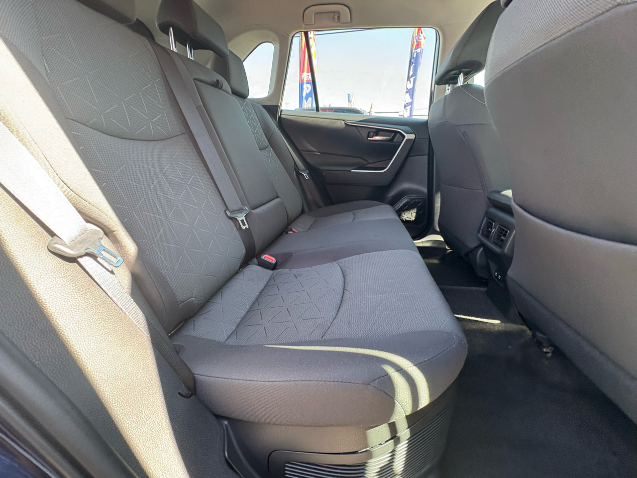 Toyota RAV4 Hybrid XLE 2021 Toyota RAV4 Hybrid XLE 2021