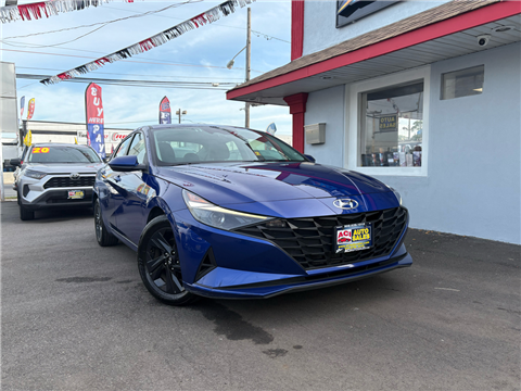 2023 Hyundai Elantra SEL 2023 Hyundai Elantra SEL
