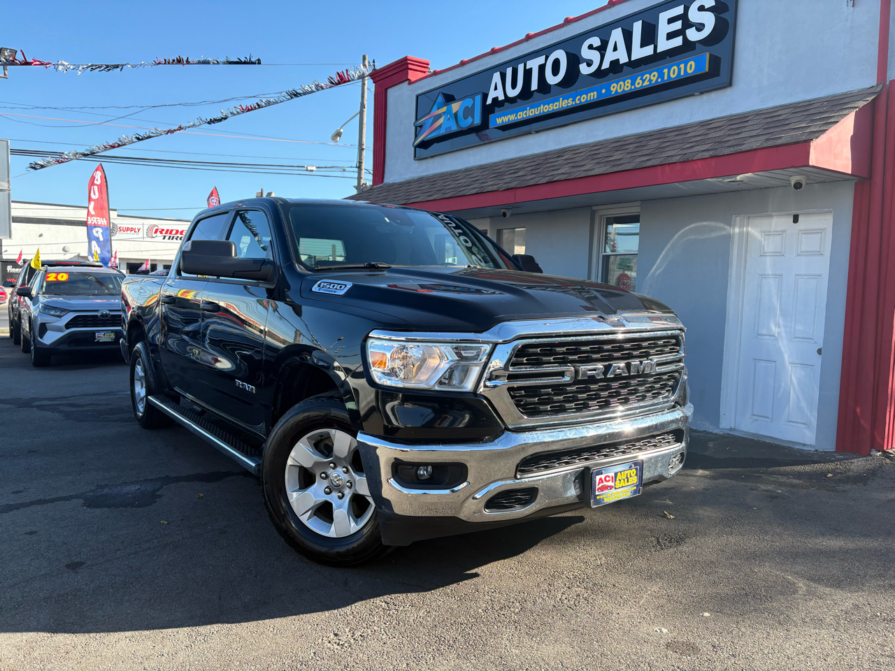 RAM 1500 Big Horn Crew Cab SWB 4WD 2023