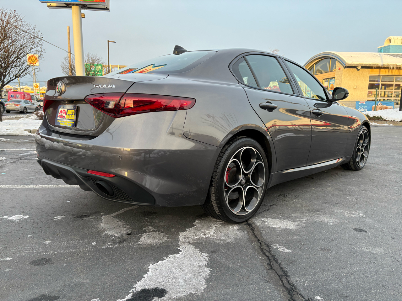 Alfa Romeo Giulia Veloce AWD 2022